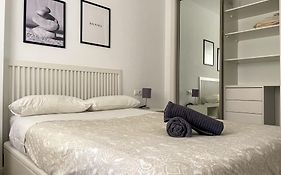 Central & Beautiful Apartment By Dv Properties #P2